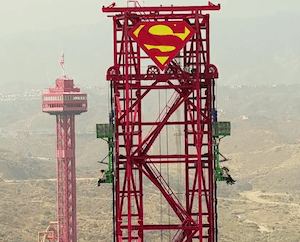Lex Luthor Drop of Doom - Six Flags Magic Mountain