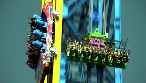 Lex Luthor Drop of Doom - Six Flags Magic Mountain