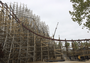 Mean-Streak-Roller-Coaster-Construction-2