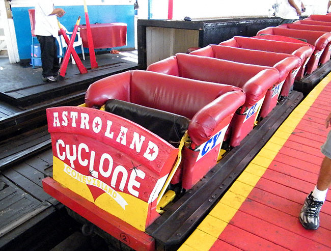 The Cyclone at Coney Island | Roller Coaster Reviews – Coaster Critic