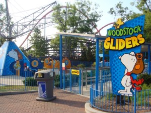 Woodstock Gliders at Carowinds