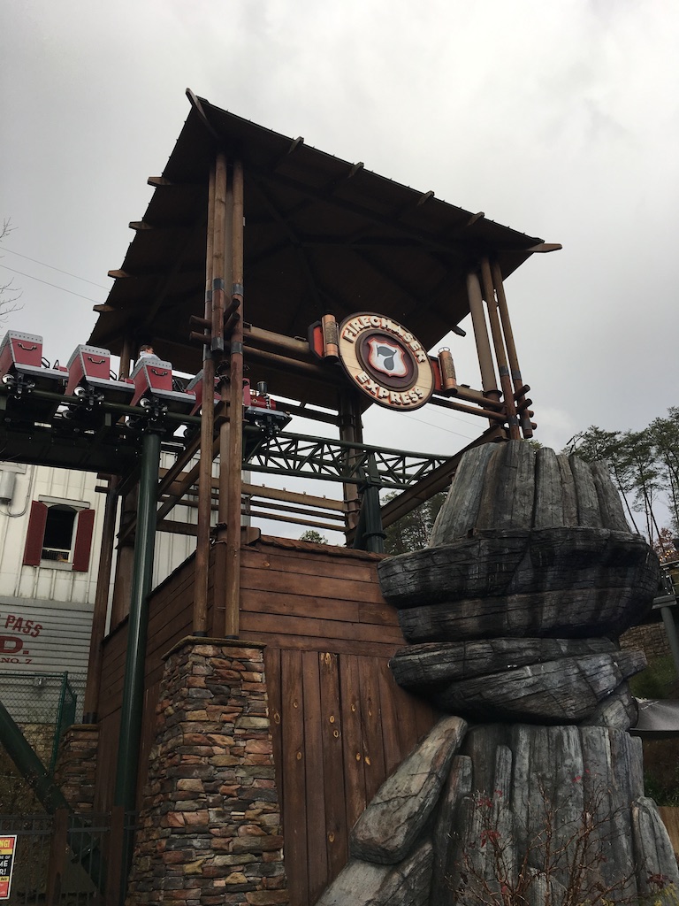 Review: FireChaser Express at&nbsp;Dollywood